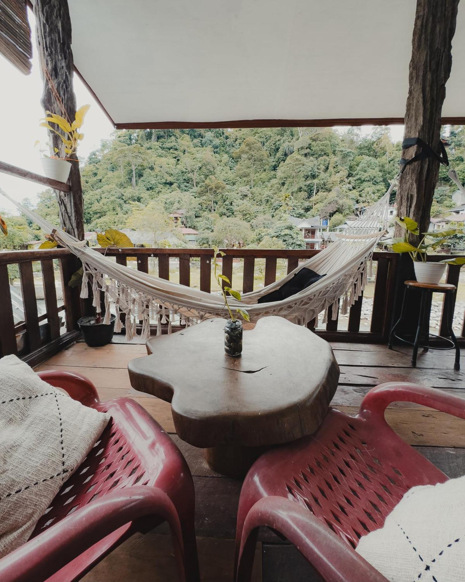 Hotel Charlys Little House Bukit Lawang Exterior foto